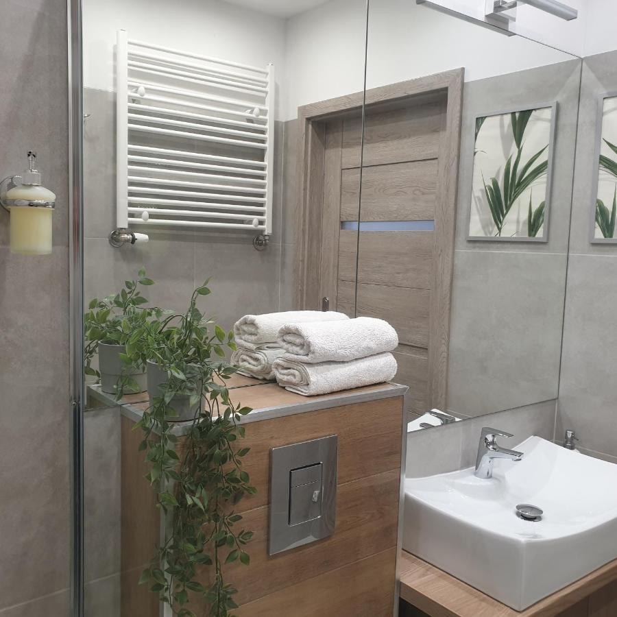 Апартаменты Q Apart Coral - Studio, Manufaktura, Parking Gratis, Tv Max, Fv, Gwarancja Zadowolenia Лодзь Экстерьер фото