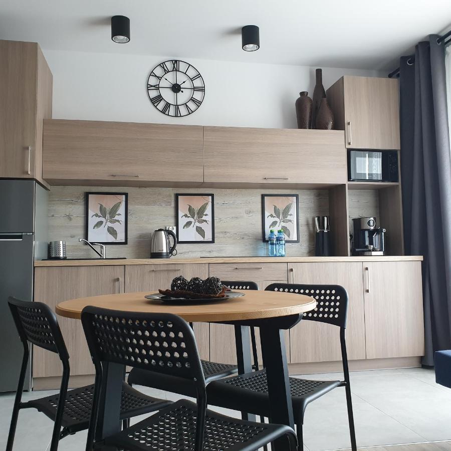 Апартаменты Q Apart Coral - Studio, Manufaktura, Parking Gratis, Tv Max, Fv, Gwarancja Zadowolenia Лодзь Экстерьер фото