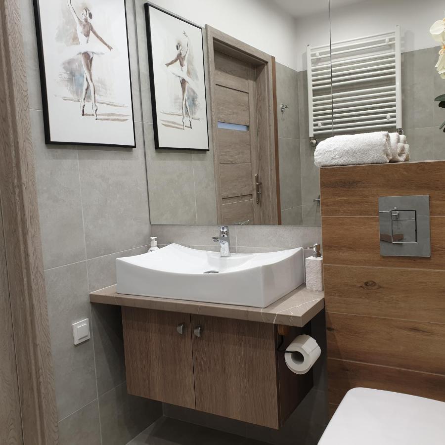 Апартаменты Q Apart Coral - Studio, Manufaktura, Parking Gratis, Tv Max, Fv, Gwarancja Zadowolenia Лодзь Экстерьер фото
